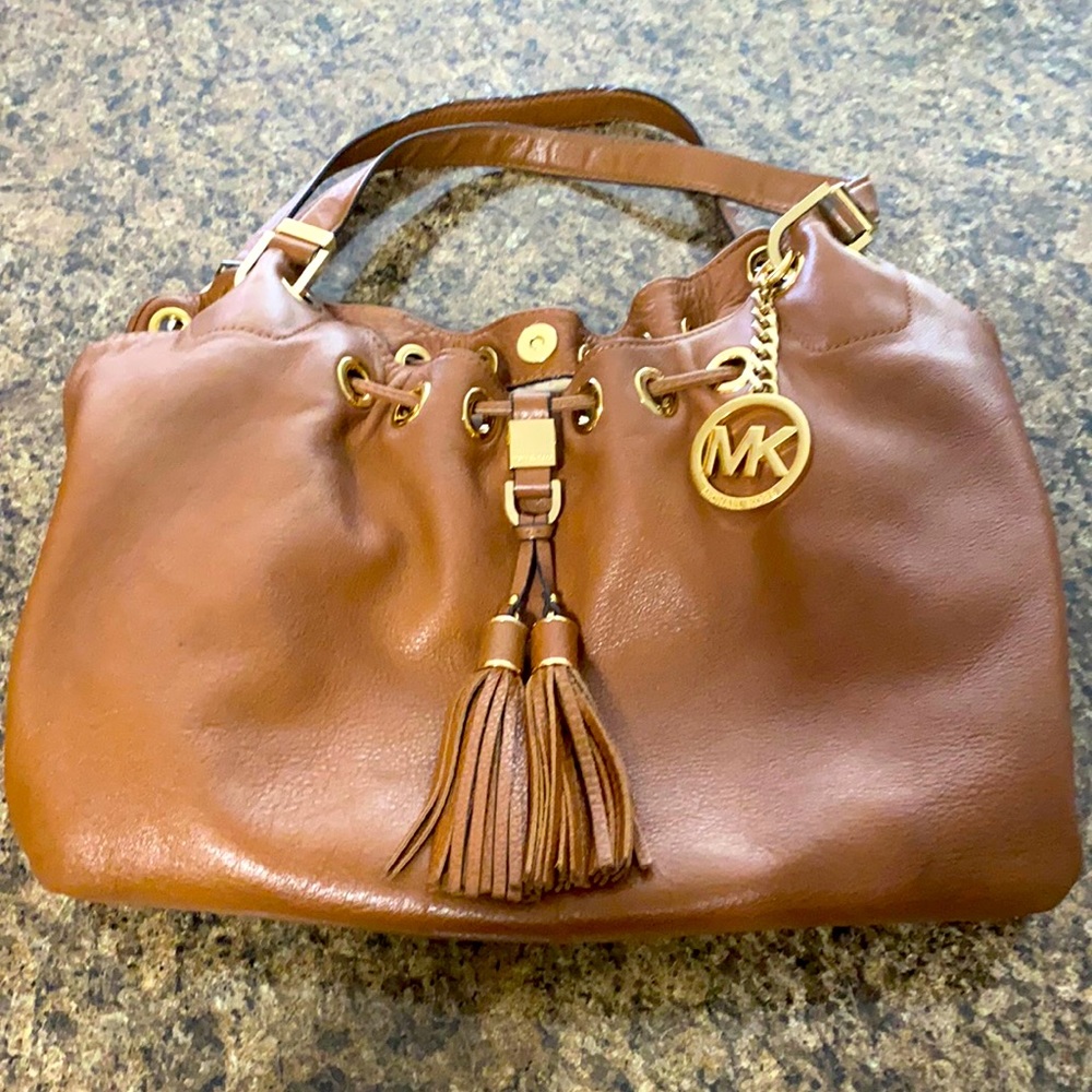 Michael Kors hand bag - Picture 1 of 7